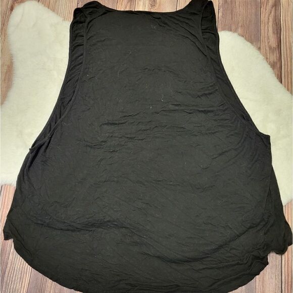 Rose gal black tank top/muscle tee with butterfly design - Picture 7 of 8